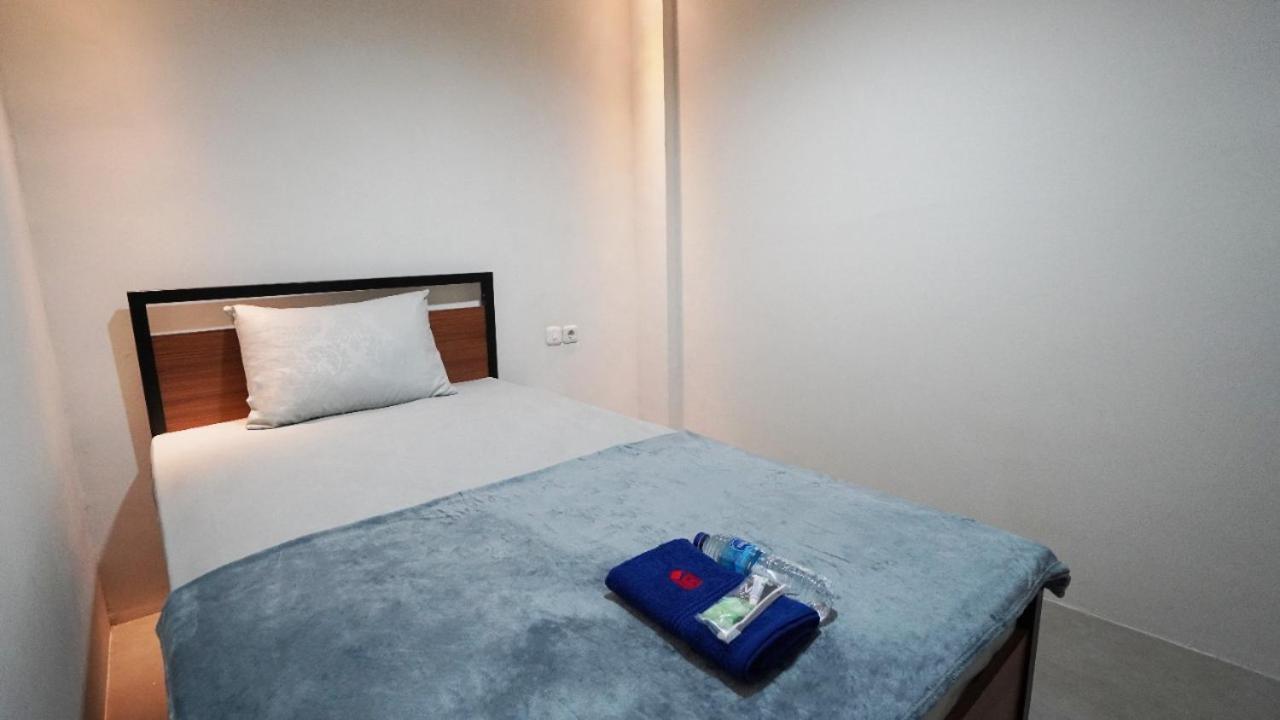 Hostel 18 Pasangan Butuh Surat Nikah Bandung Dış mekan fotoğraf